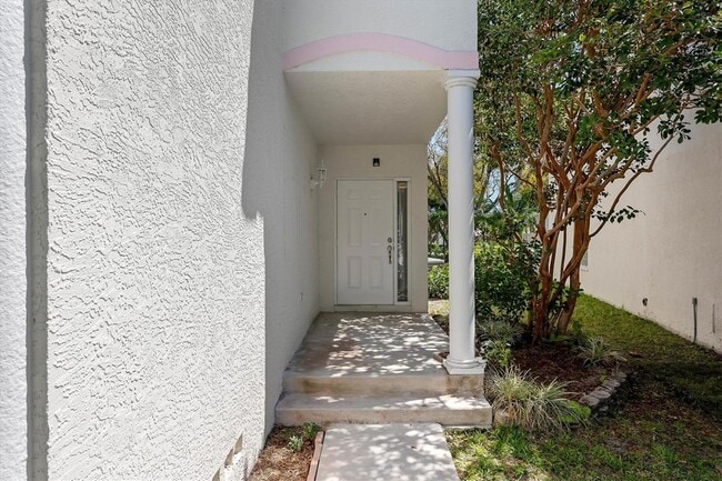 Building Photo - 4565 Purdue Dr