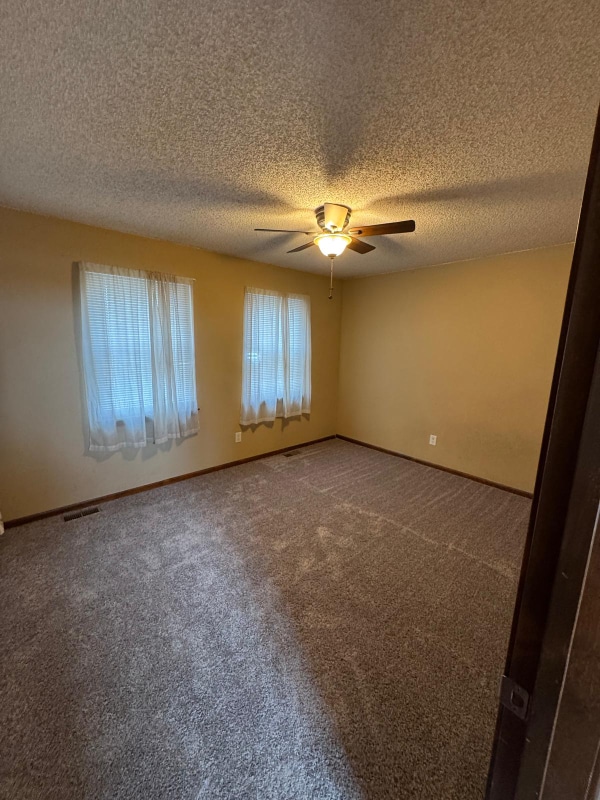 Building Photo - 1414 E Mart-Way Cir