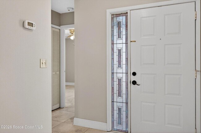 Building Photo - 737 Green Valley Ln