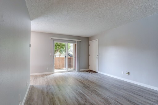 living room - ARBOR VIEW APTS