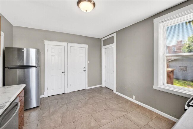 Building Photo - 3844 Gravois Ave