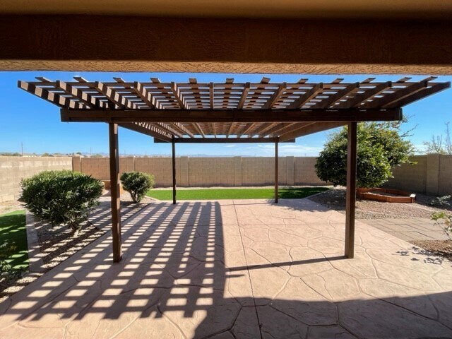 Building Photo - 34127 N Slate Creek Dr