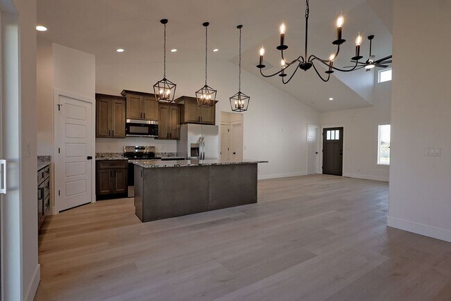 Building Photo - Kimberly - Single Family Home