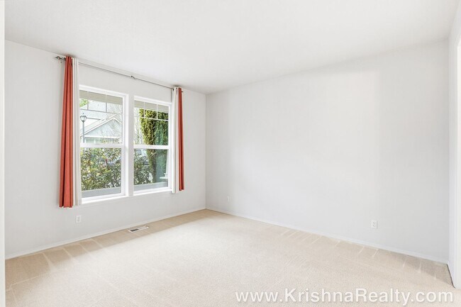 Building Photo - Beautiful 4 BD | 2.5 BA | Single-Family Home in Orenco Gardens | Charming Home in a Quiet Hillsbo...