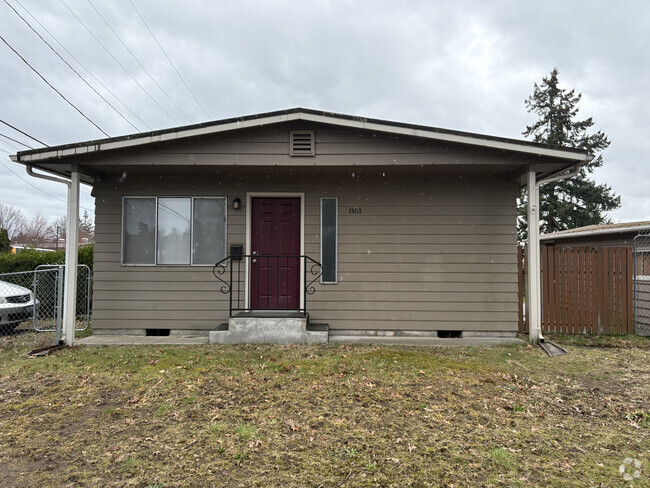 Building Photo - 861 Edmonds Avenue Northeast