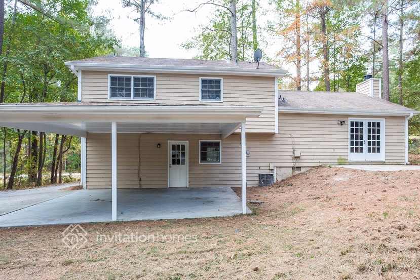 Building Photo - 3258 Village Glen Dr SW