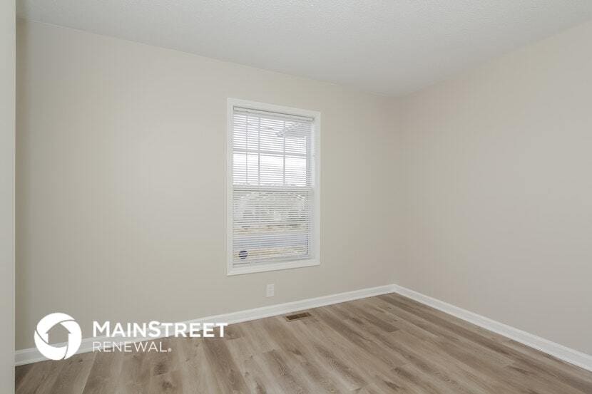 Building Photo - 306 E 28th St