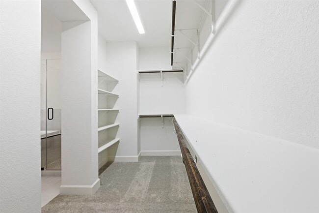 Building Photo - 5511 Orangery Ln