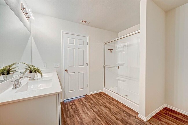 Building Photo - Beautiful home zoned to Katy ISD!