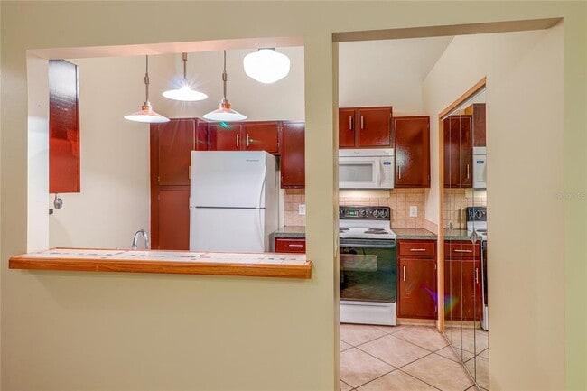 Building Photo - 5100 Burchette Rd