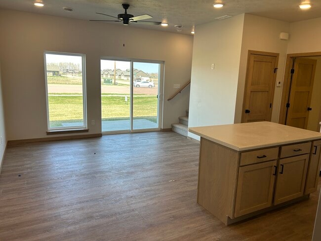 Building Photo - 6103 S Alki Pl