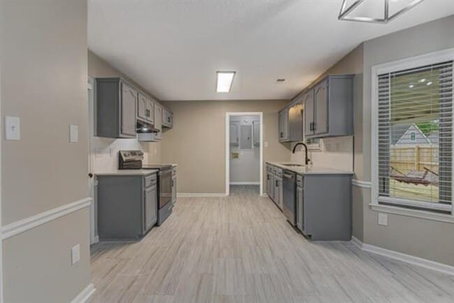 Building Photo - 7105 Santa Cruz Dr