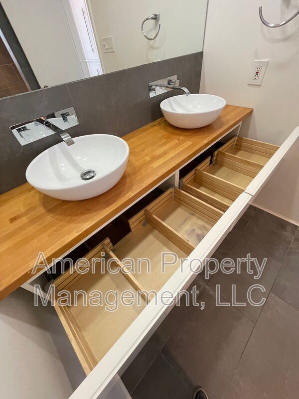 Building Photo - 3756 S Braden Pl