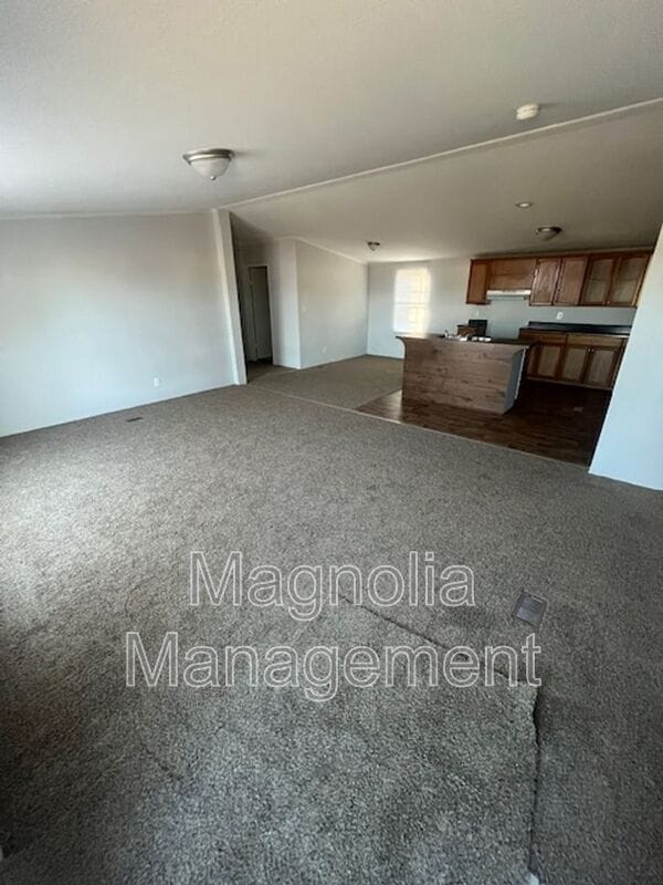 Building Photo - 116 Hawtree Creek Way