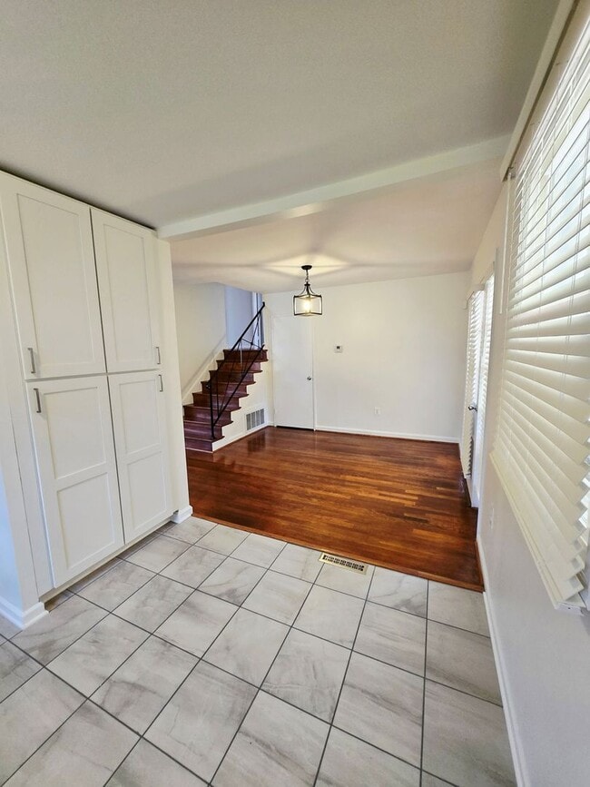 Building Photo - Beautiful Home in Suitland MD