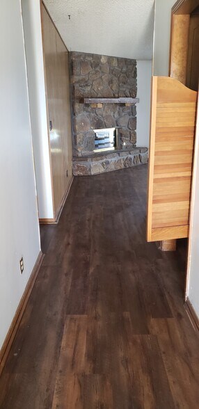 Building Photo - 2928 S 125th E Ave