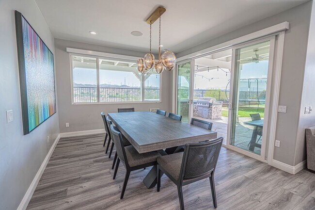 Building Photo - Spectacular 5-Bedroom Home with Pool, RV P...