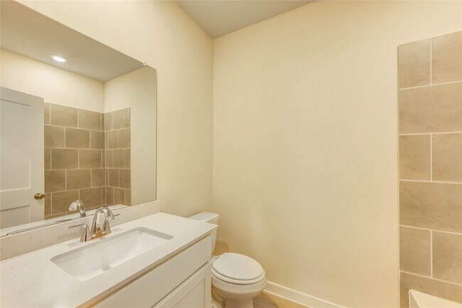Building Photo - 21526 George Wayne Wy