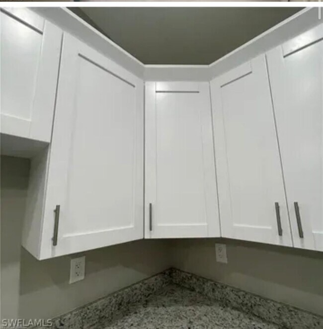 Building Photo - 4754 29th St SW
