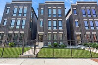 Building Photo - 4904 S St Lawrence Ave