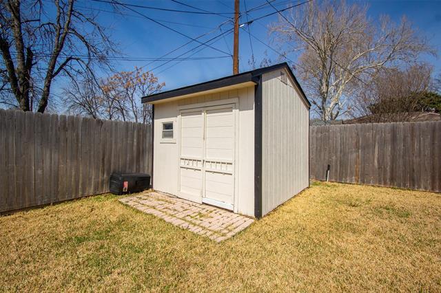 Building Photo - 1250 Dalhart Dr