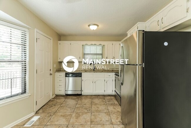 Building Photo - 3 Bedroom Pet-Friendly Home in Pinson, AL ...