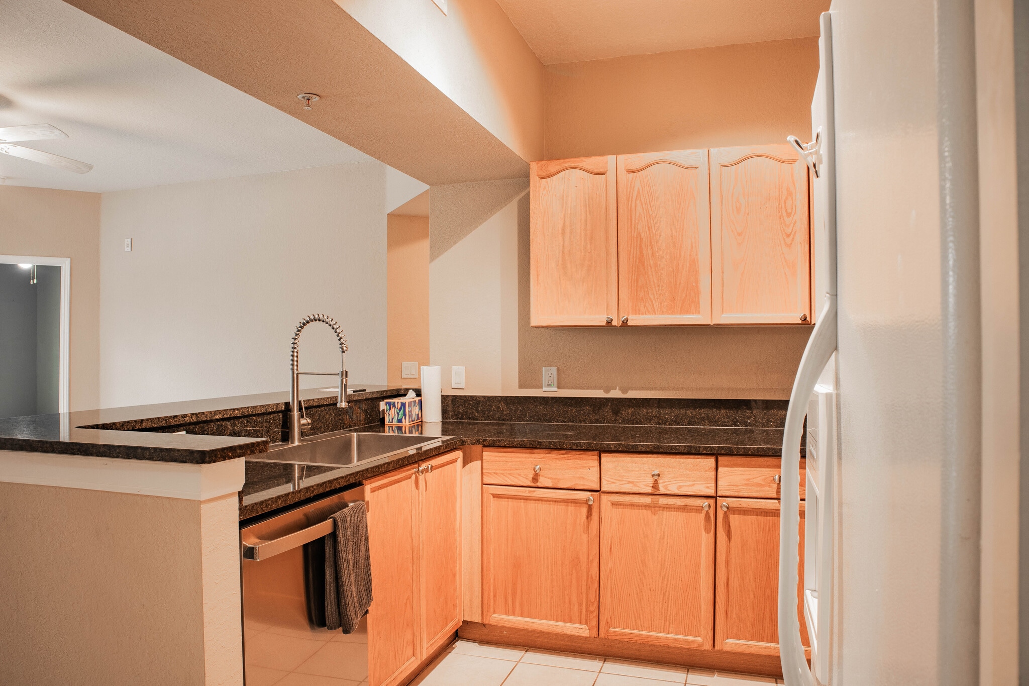 Kitchen 2 - 5125 Palm Springs Blvd