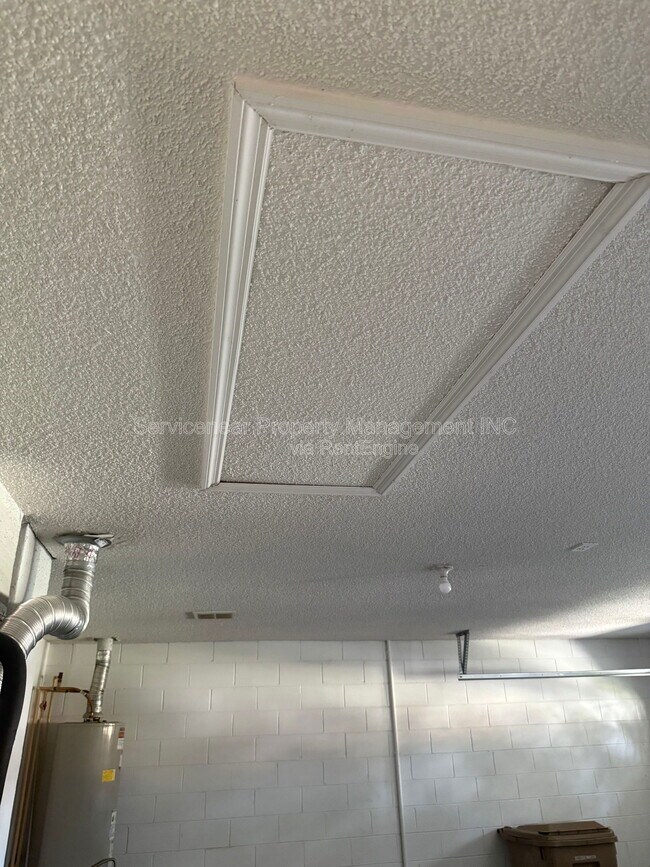 Building Photo - 2506 Oneida Loop