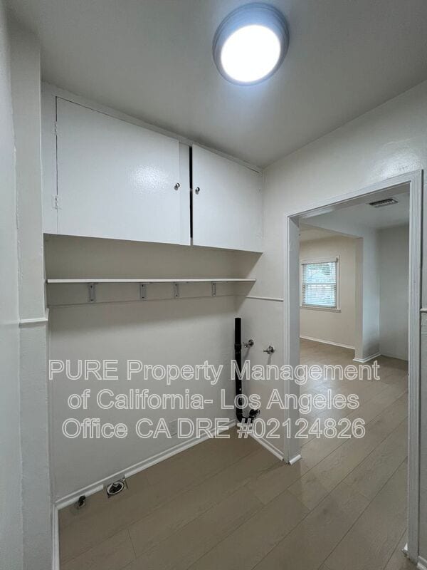 Building Photo - 10306 Buford Ave