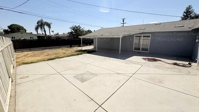 Building Photo - 4001 Wilson Rd
