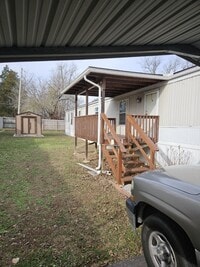 Building Photo - 144 Matthews St