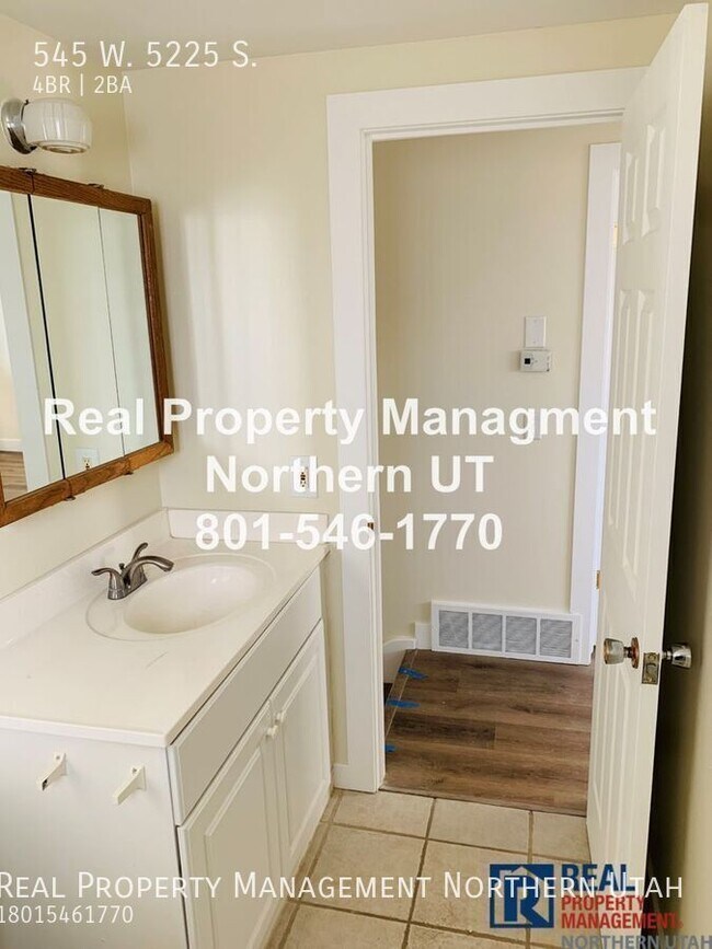 Building Photo - 545 W 5225 S