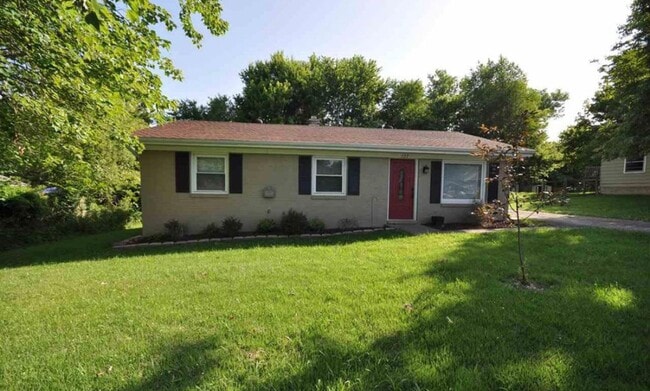 Primary Photo - Cozy Calvert City Home