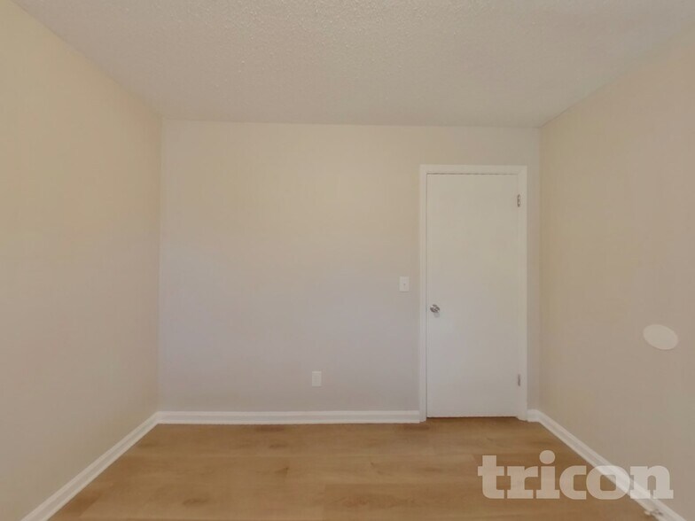 Building Photo - 101 Netherland Dr