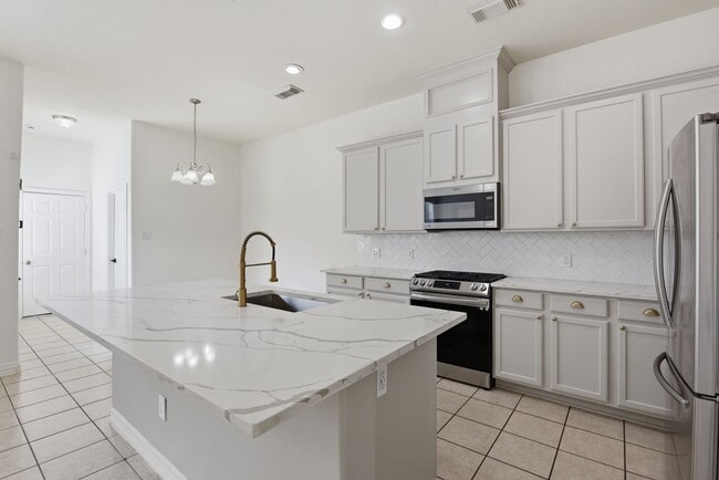 Building Photo - 16023 Powder Springs Ln