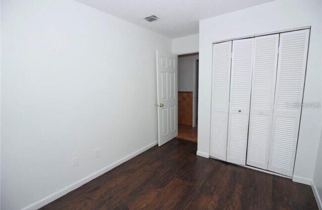 Building Photo - 2332 Huntington Green Ct