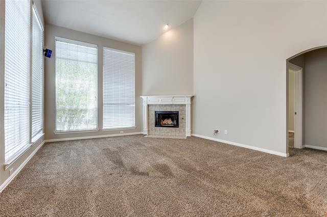 Building Photo - 2424 Chesterwood Dr