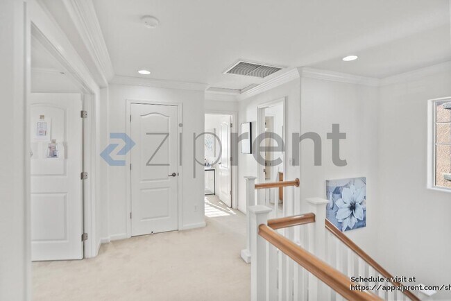 Building Photo - 28530 Gulfport Cir