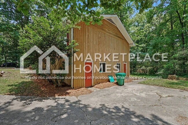 Building Photo - 3022 Cruse Rd NW