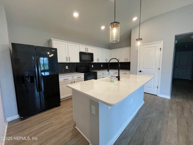 Building Photo - 14300 Durbin Island Way