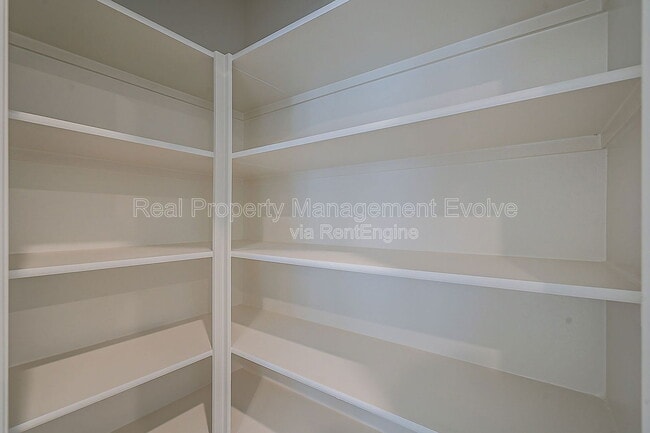 Building Photo - 9614 W Agora Ln