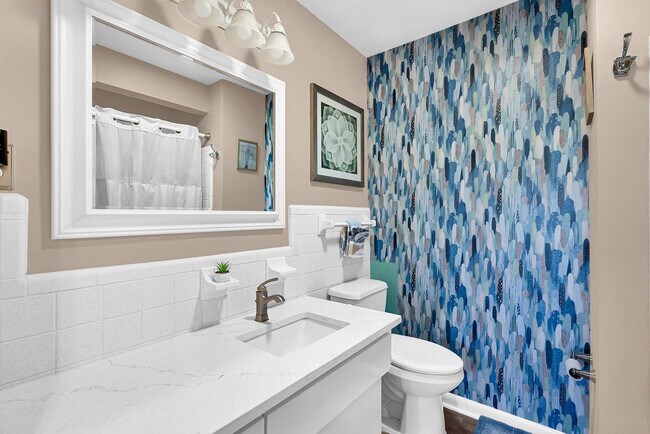 Building Photo - 897 Imperial Dr