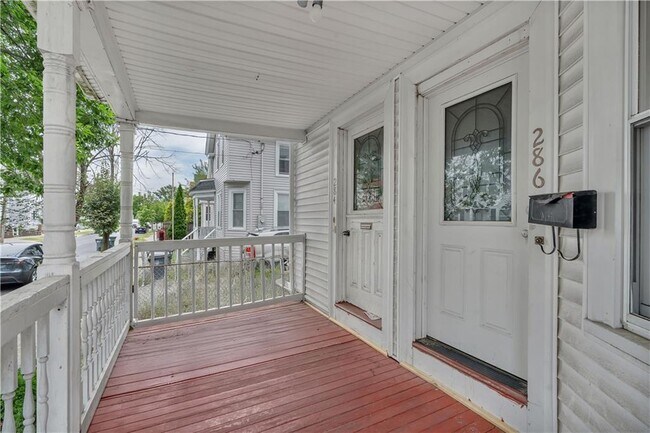 Building Photo - 284 Massachusetts Ave