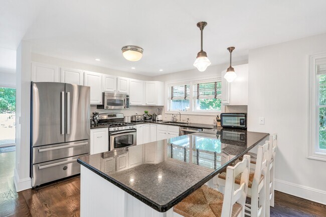 Building Photo - 25 Broidy Ln