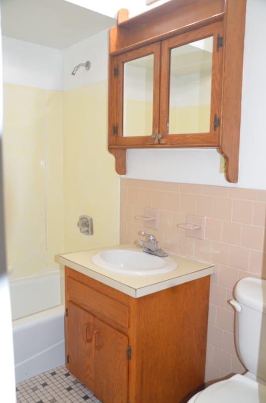 Building Photo - 34 Fountain St