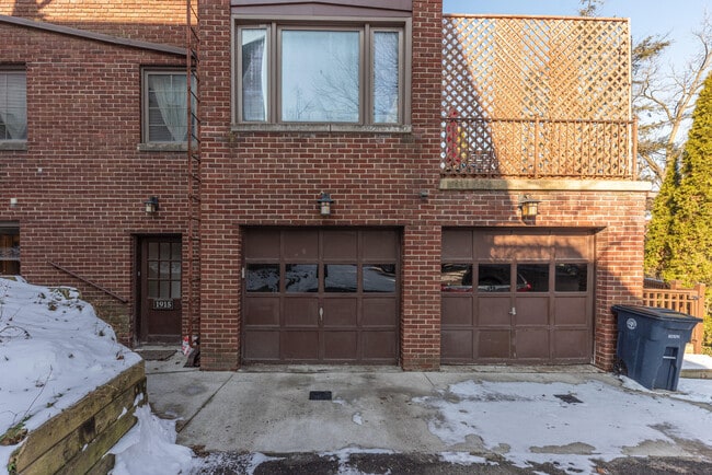 Building Photo - 1915 Geddes Ave