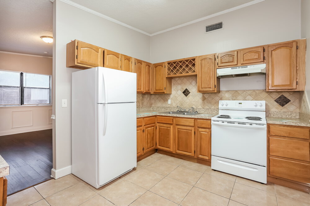 Building Photo - 2611 Lowes Pl