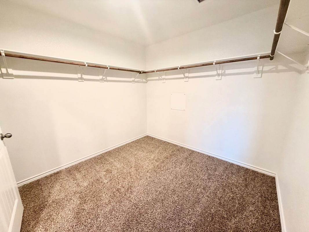 Building Photo - 7742 Lariat Toss Dr