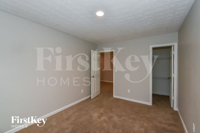 Building Photo - 4831 Wexford Trail