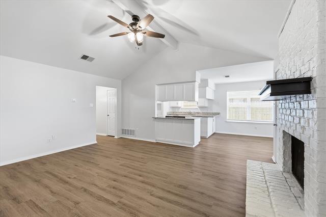 Building Photo - 7913 Pebblebrook Dr